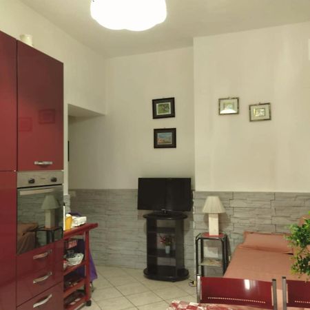 By The Sea In Scario Apartment Bagian luar foto